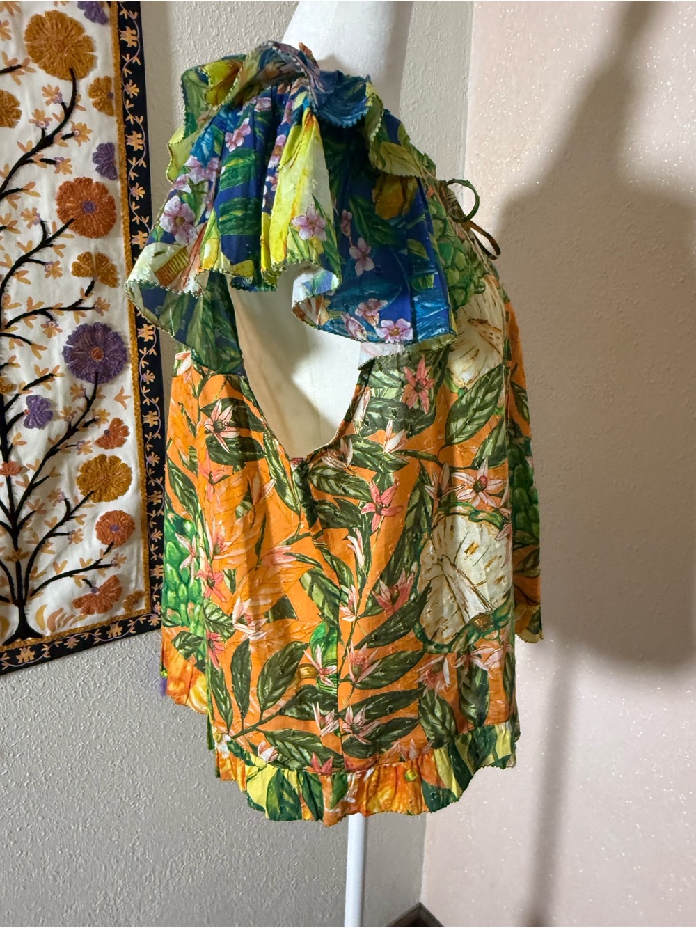 FARM Rio Green and Orange Tropical Print Puff-Sleeve Blouse - Picture 14 of 16